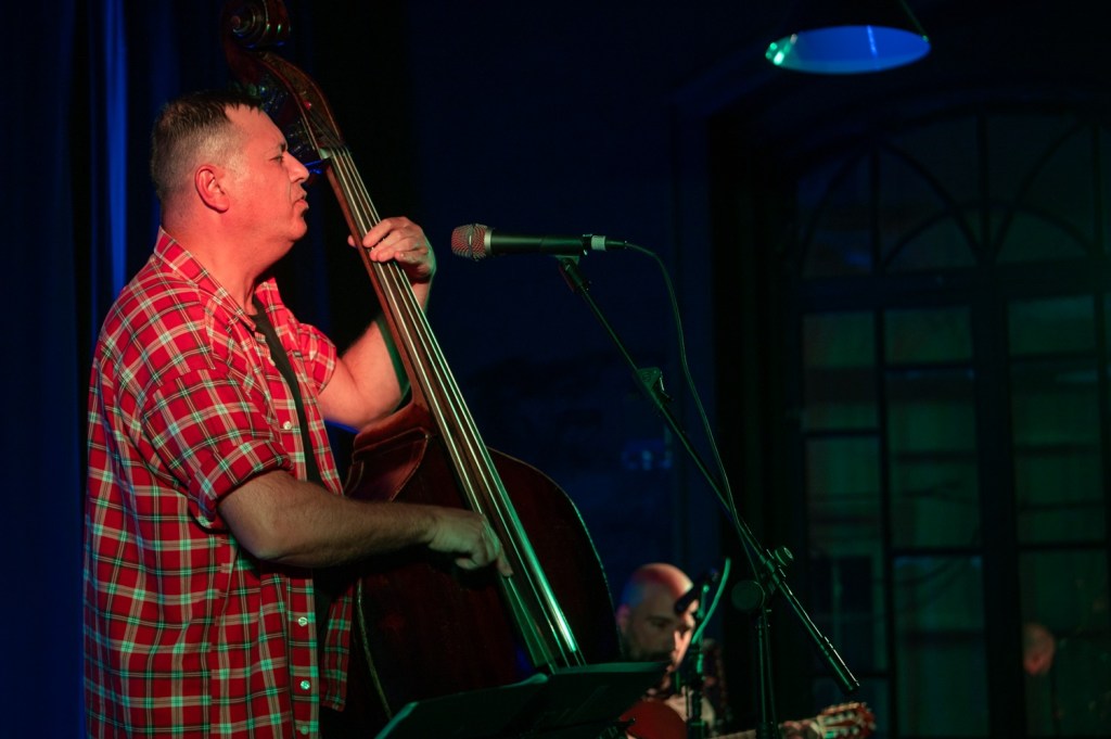 Concerto de Miguel Calhaz no Salão Brazil. Fotografia: João Duarte